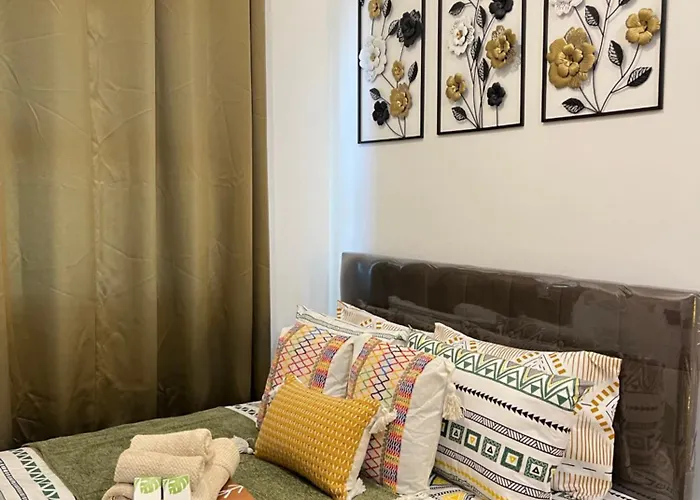 Apartamento In Front Of Vista Mall Taguig And Near Bgc Free Wifi Netflix Hbo 21st